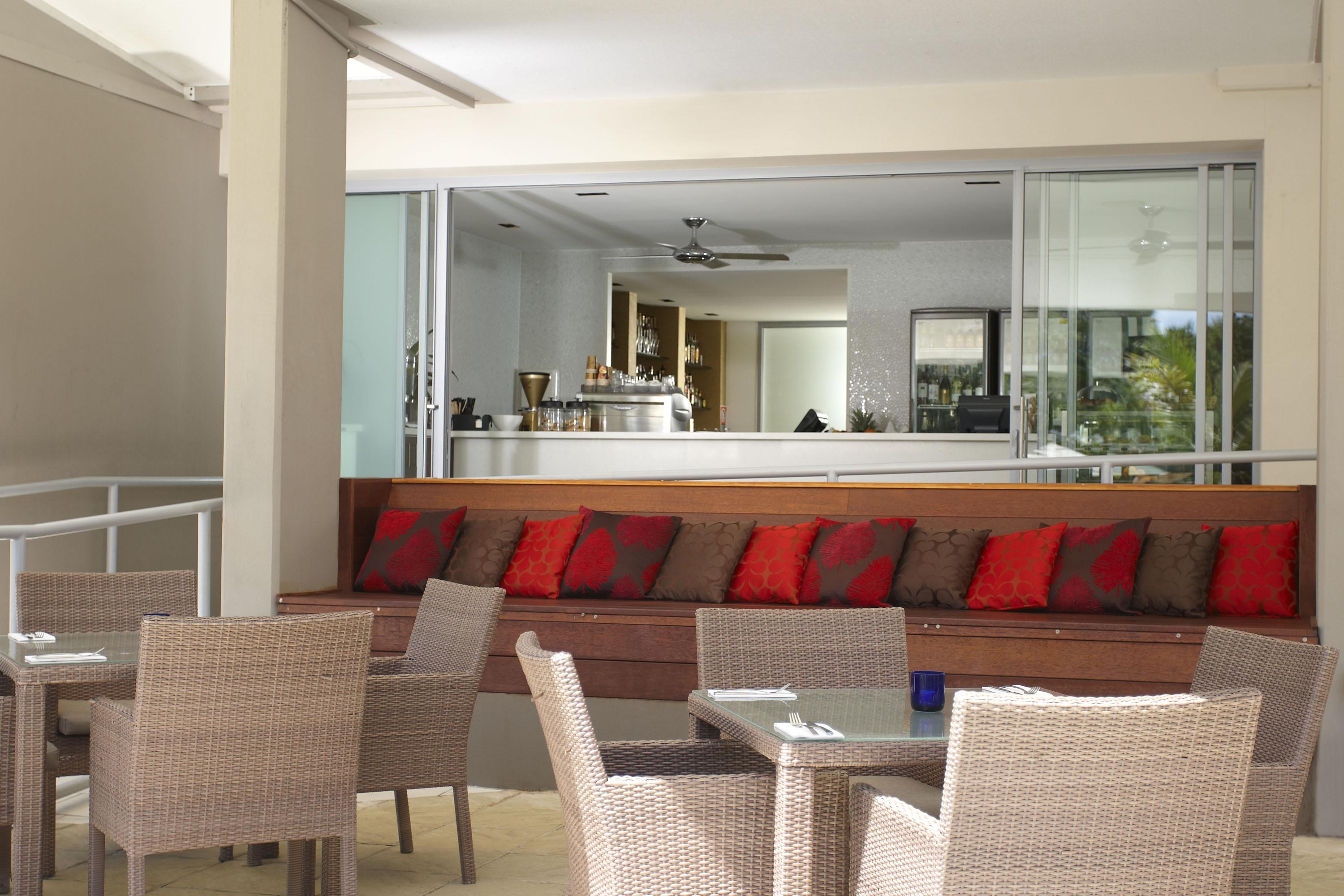 페퍼스 솔트 리조트 앤 스파 킹스클리프 외부 사진 The bar at the hotel